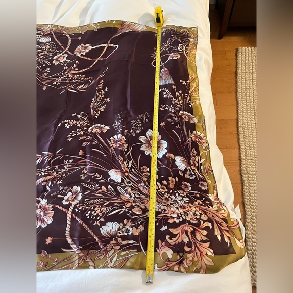 Echo silk scarf nwt - Picture 5 of 7